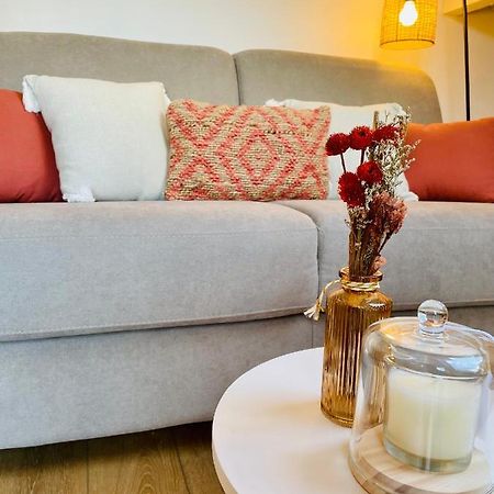 Charmant Appartement Idealement Situe แซ็งต์-ลารีย์-ซูว์ลอง ภายนอก รูปภาพ
