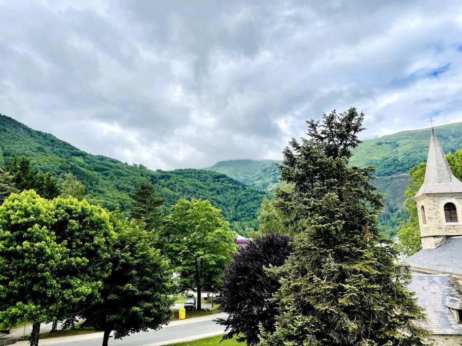 Charmant Appartement Idealement Situe แซ็งต์-ลารีย์-ซูว์ลอง ภายนอก รูปภาพ