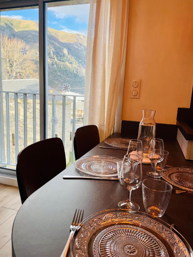 Charmant Appartement Idealement Situe แซ็งต์-ลารีย์-ซูว์ลอง ภายนอก รูปภาพ